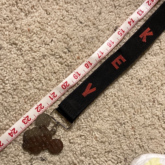 Mickey Mouse Pin Trading Lanyard - Picture 7 of 7